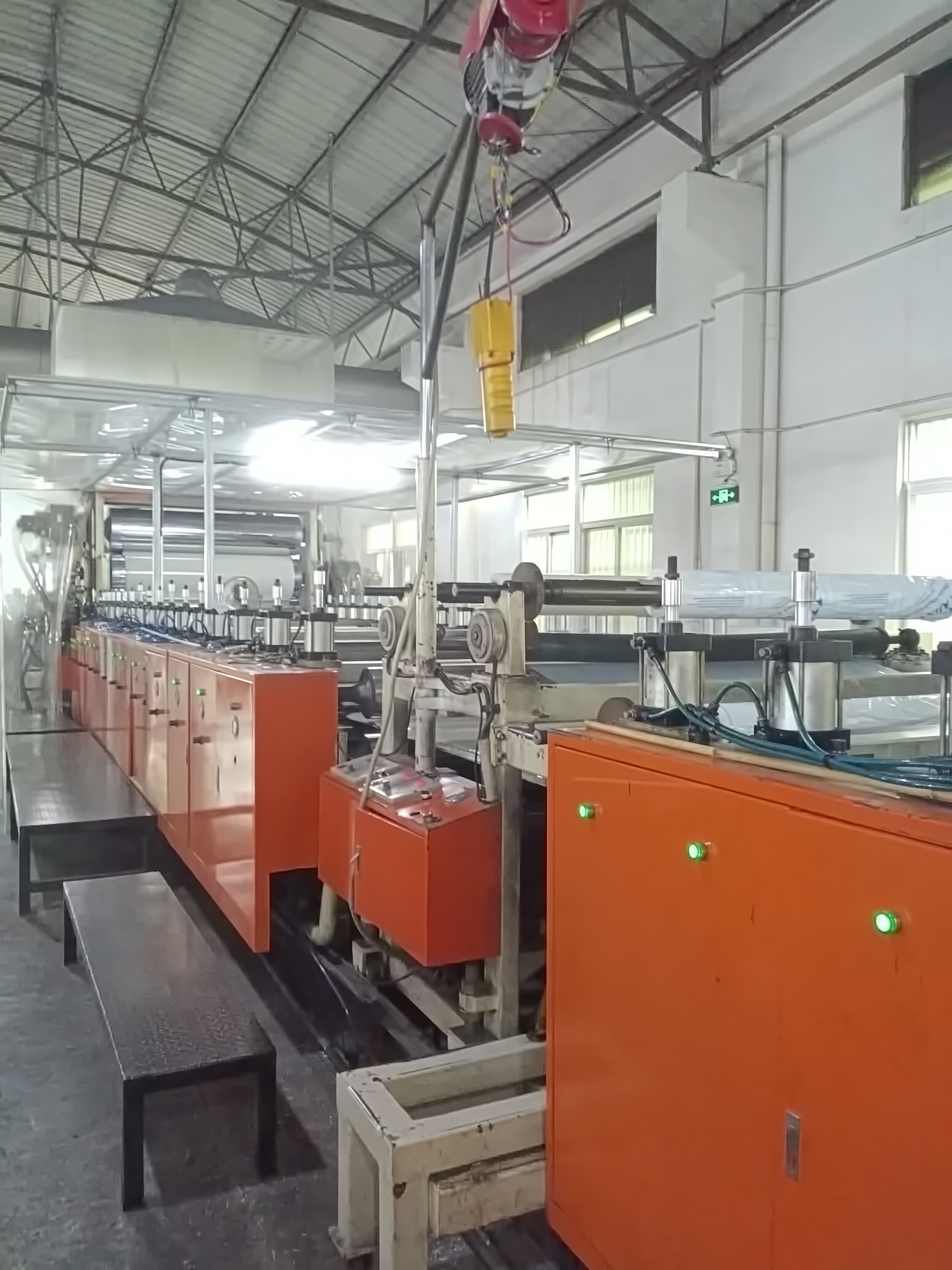 PP厚闆擠出生産線（PP thick plate extrusion line) 
